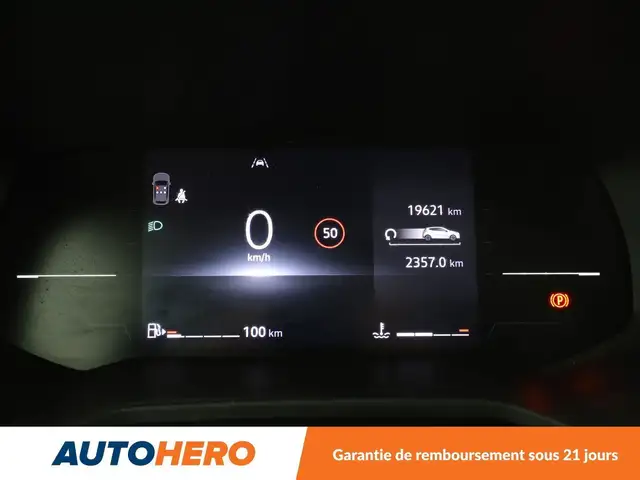 Renault Clio view 23