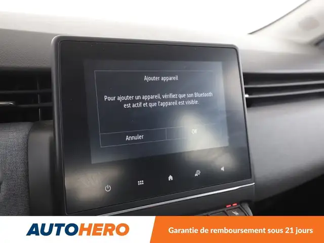 Renault Clio view 24