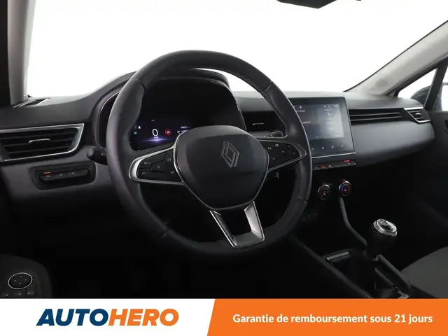 Renault Clio view 11