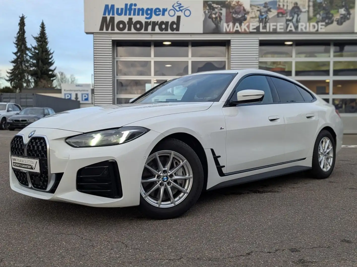 BMW 430 d xDr. GC. M Sport HUD ACC SurView GlasD. AHK Weiß - 2