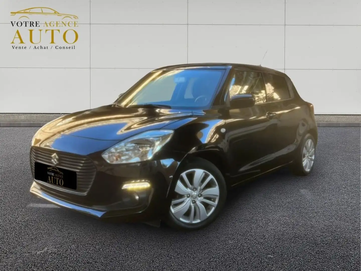 Suzuki Swift 1.2 Dualjet + Hybrid SHVS - Privilège Noir - 1