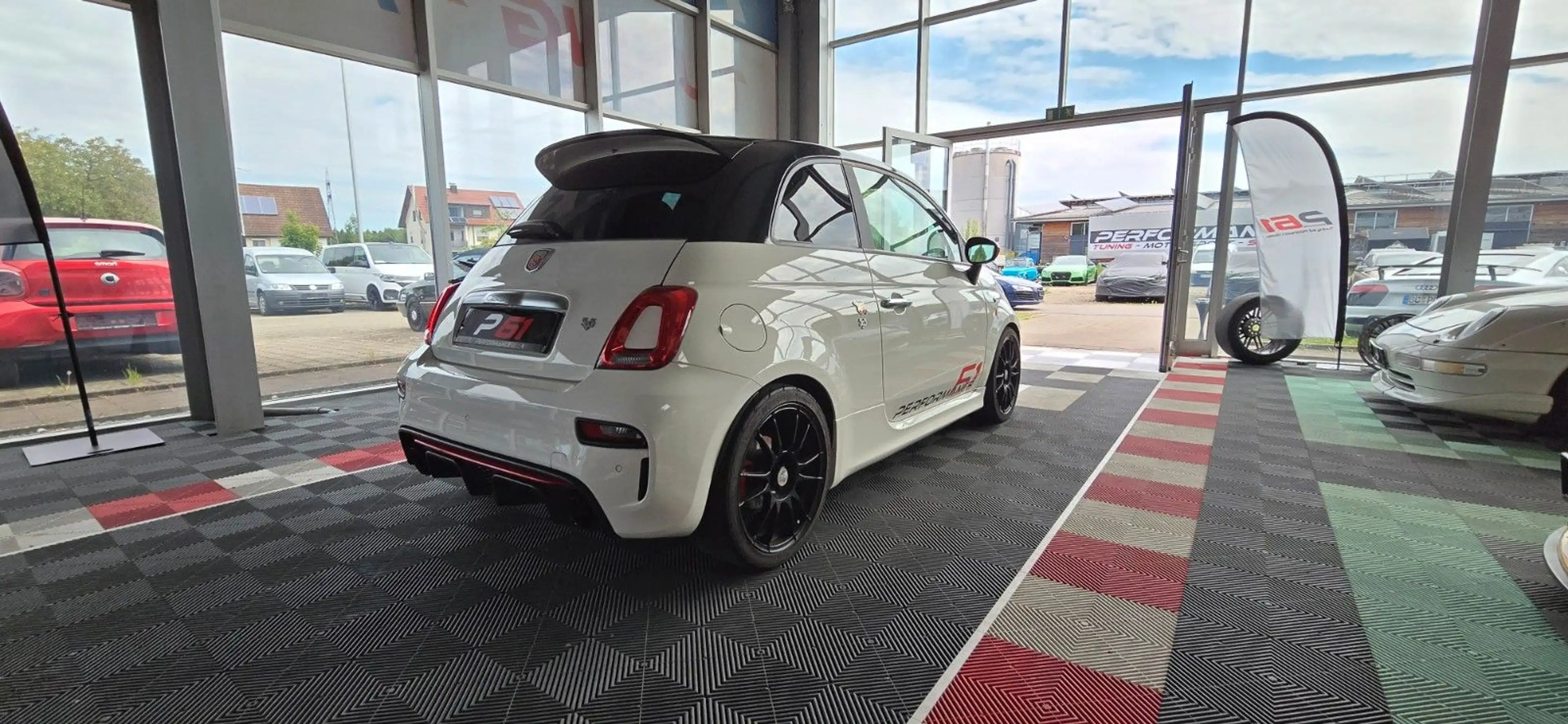 Abarth 500 595 Pista/ Indivuallumbau — photo 4