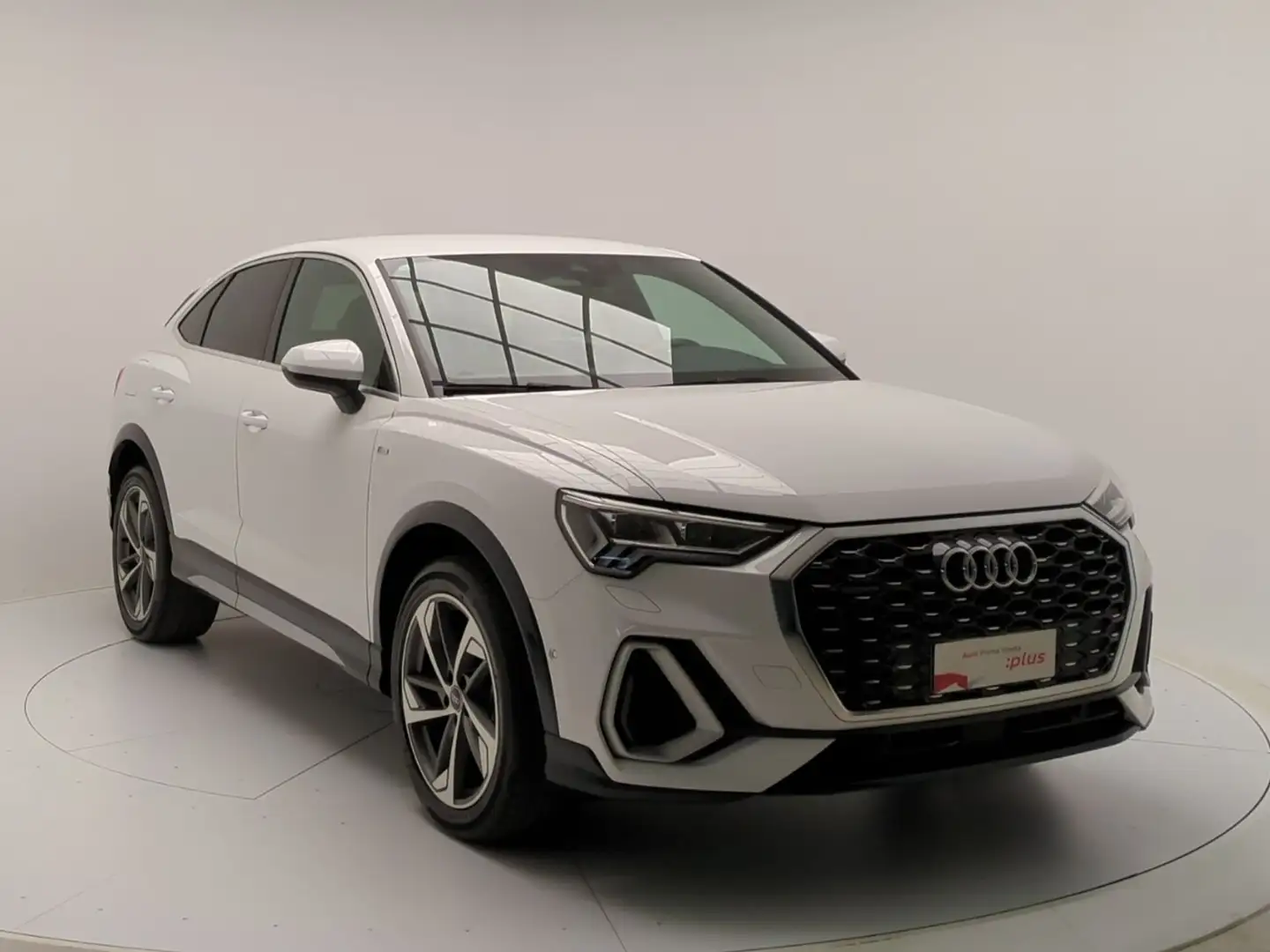Audi Q3 SPB 40 TDI quattro S tronic S line edition Bianco - 1
