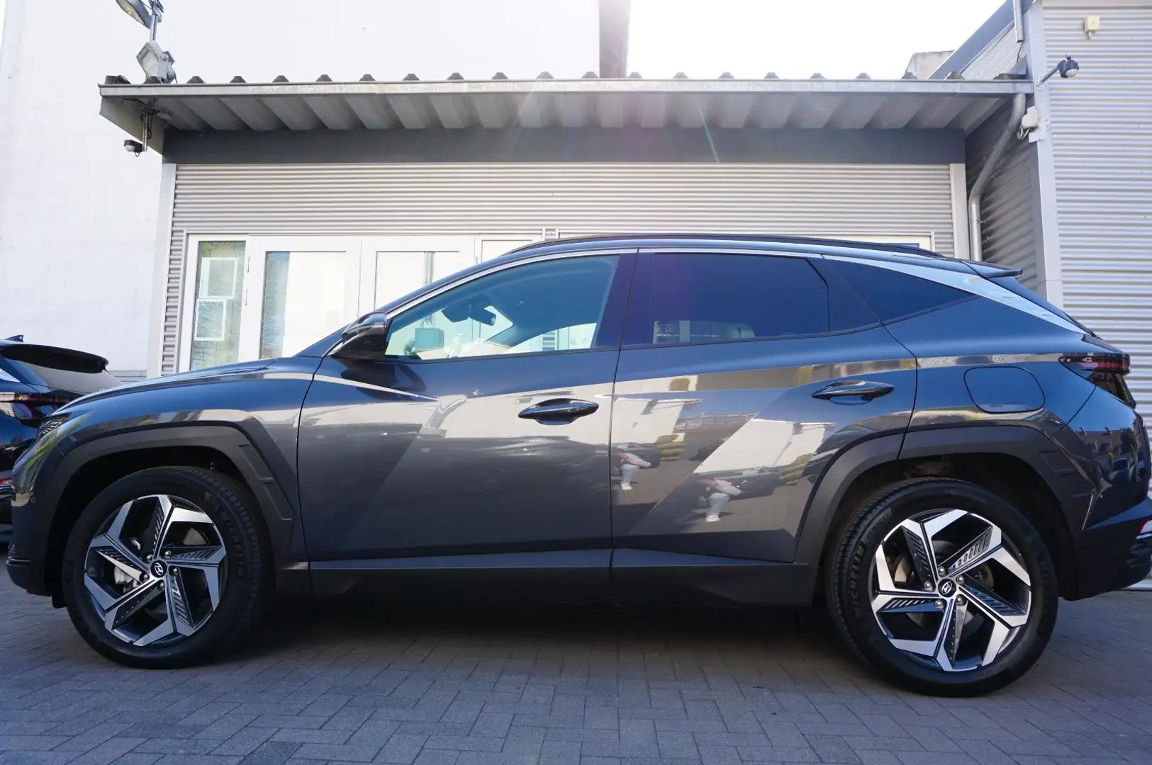 Hyundai TUCSON Prime Plug-In 4WD ASD 360 ACC KRELL Belüf Grigio - 2