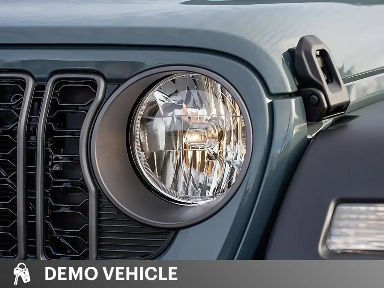 Jeep Wrangler снимка Jeep Wrangler
