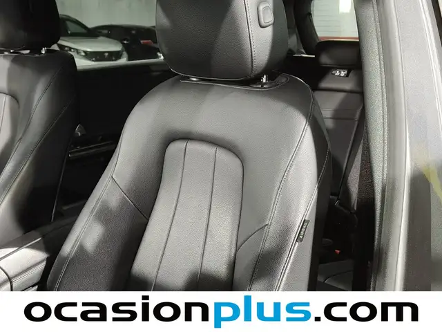 Mercedes-Benz B-Class view 7