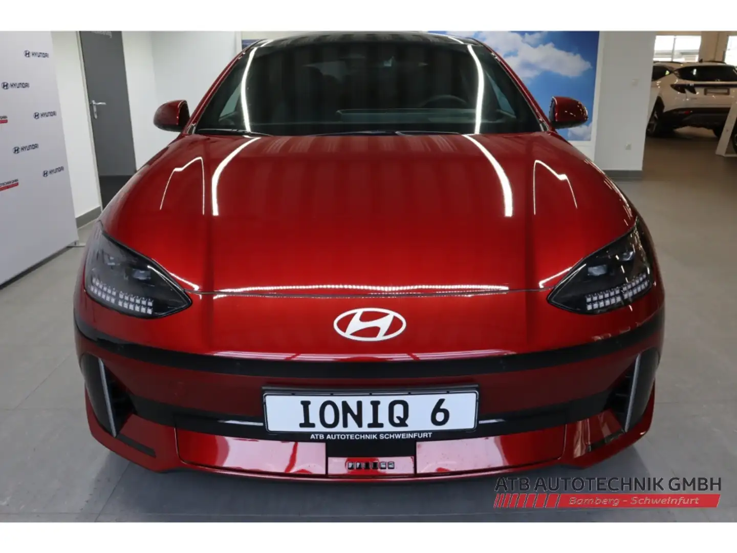 Hyundai IONIQ 6 77,4kWh TECHNIQ-Paket inkl. Sitzp. Panoramad. Rood - 2