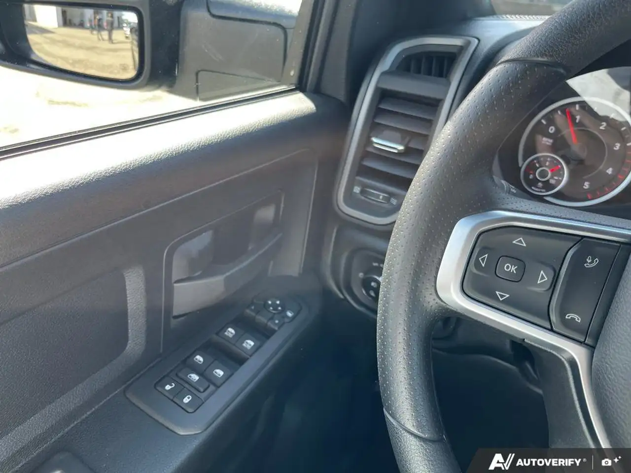RAM 3500 снимка RAM 3500