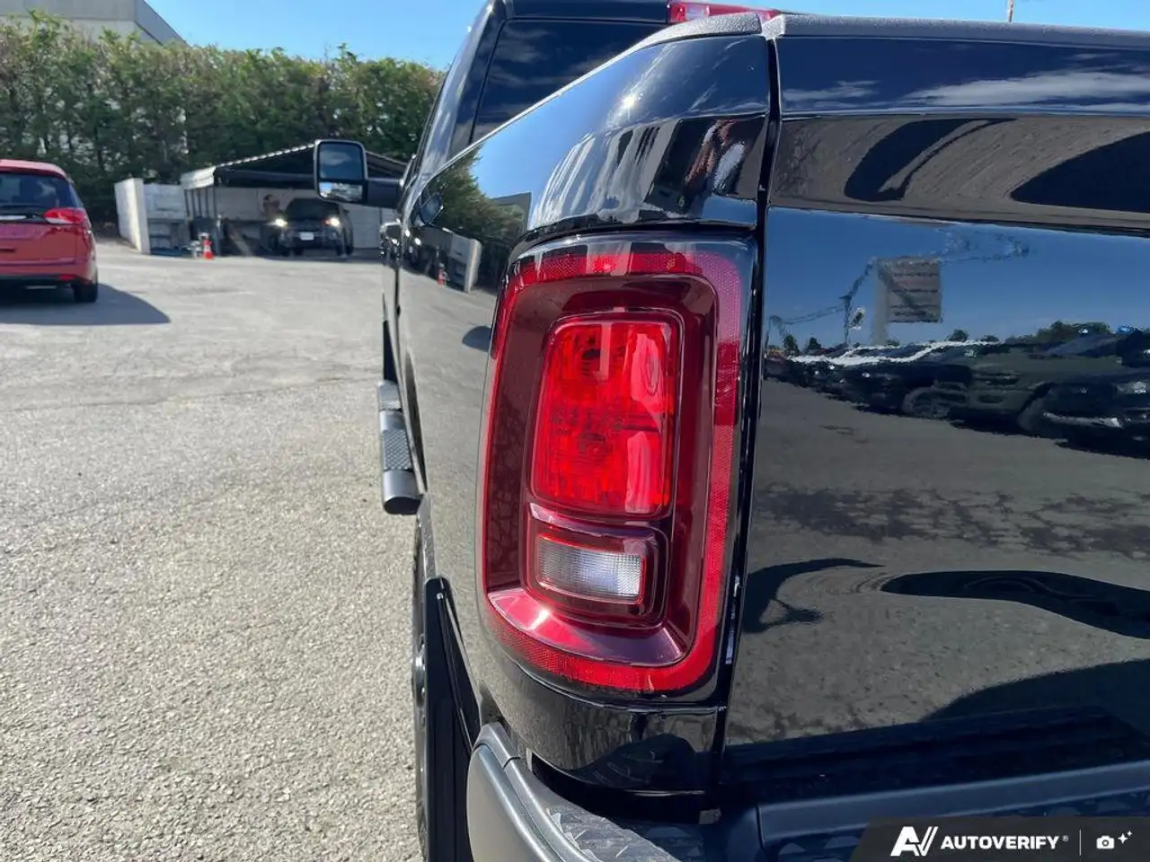 RAM 3500 снимка RAM 3500
