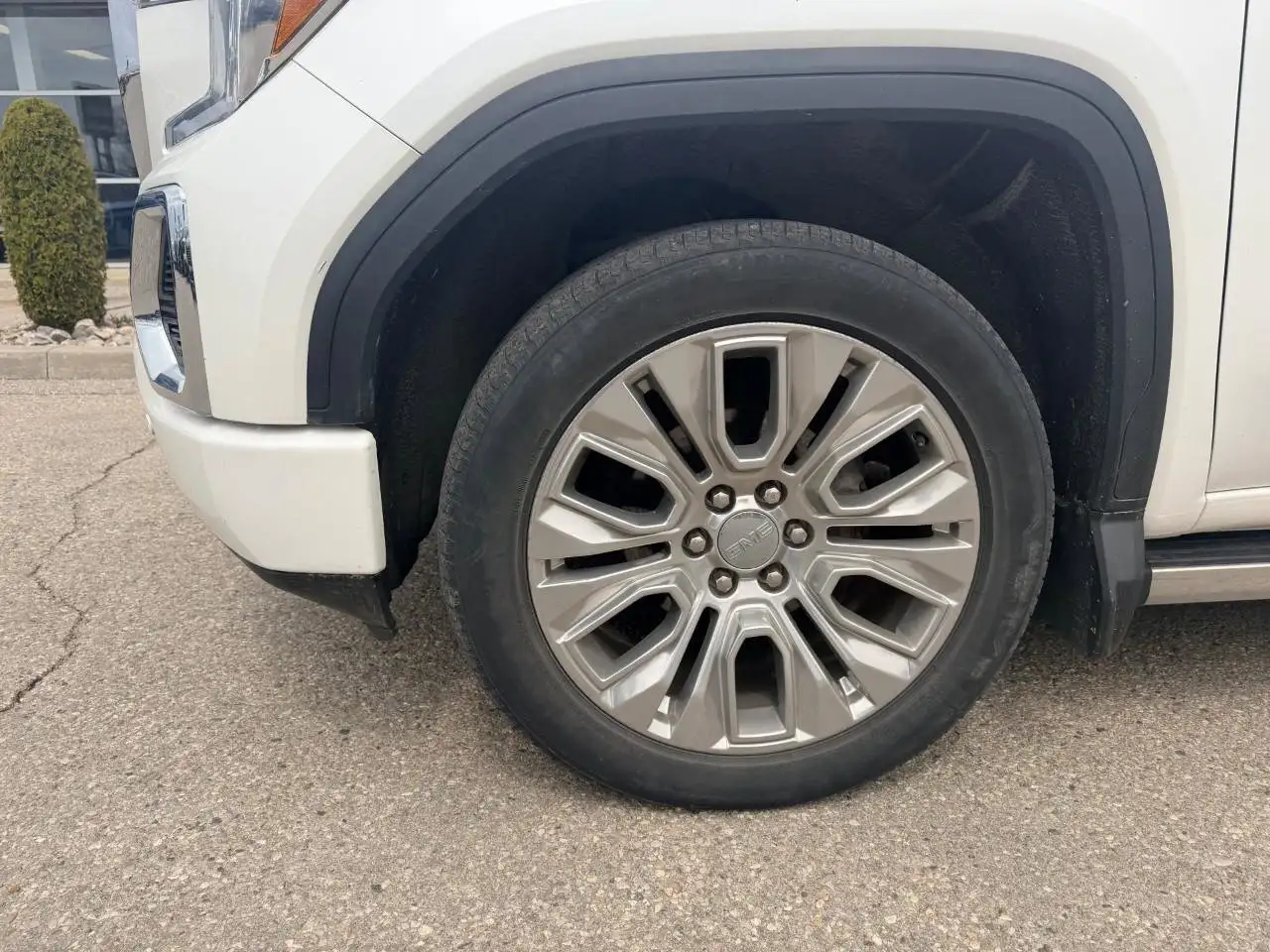 GMC Sierra 1500 снимка GMC Sierra 1500