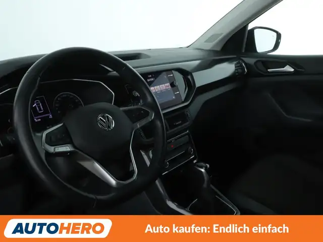 Volkswagen T-Cross view 15