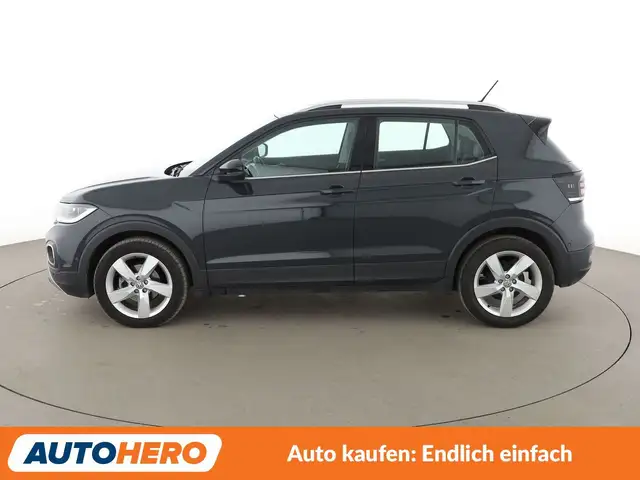 Volkswagen T-Cross view 3
