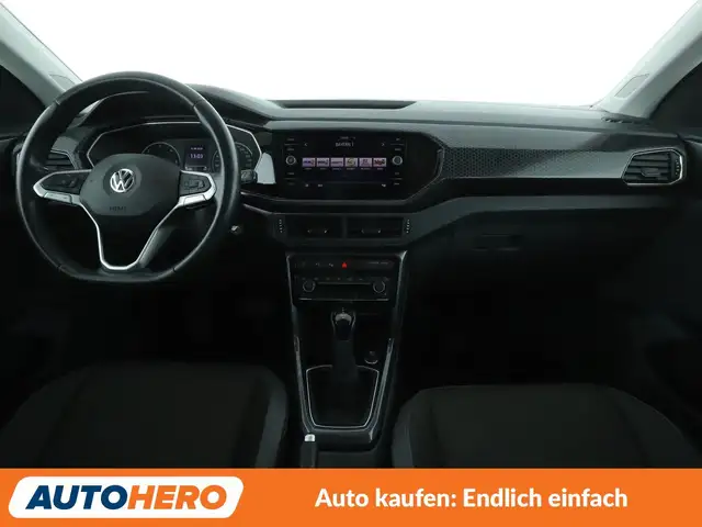 Volkswagen T-Cross view 12