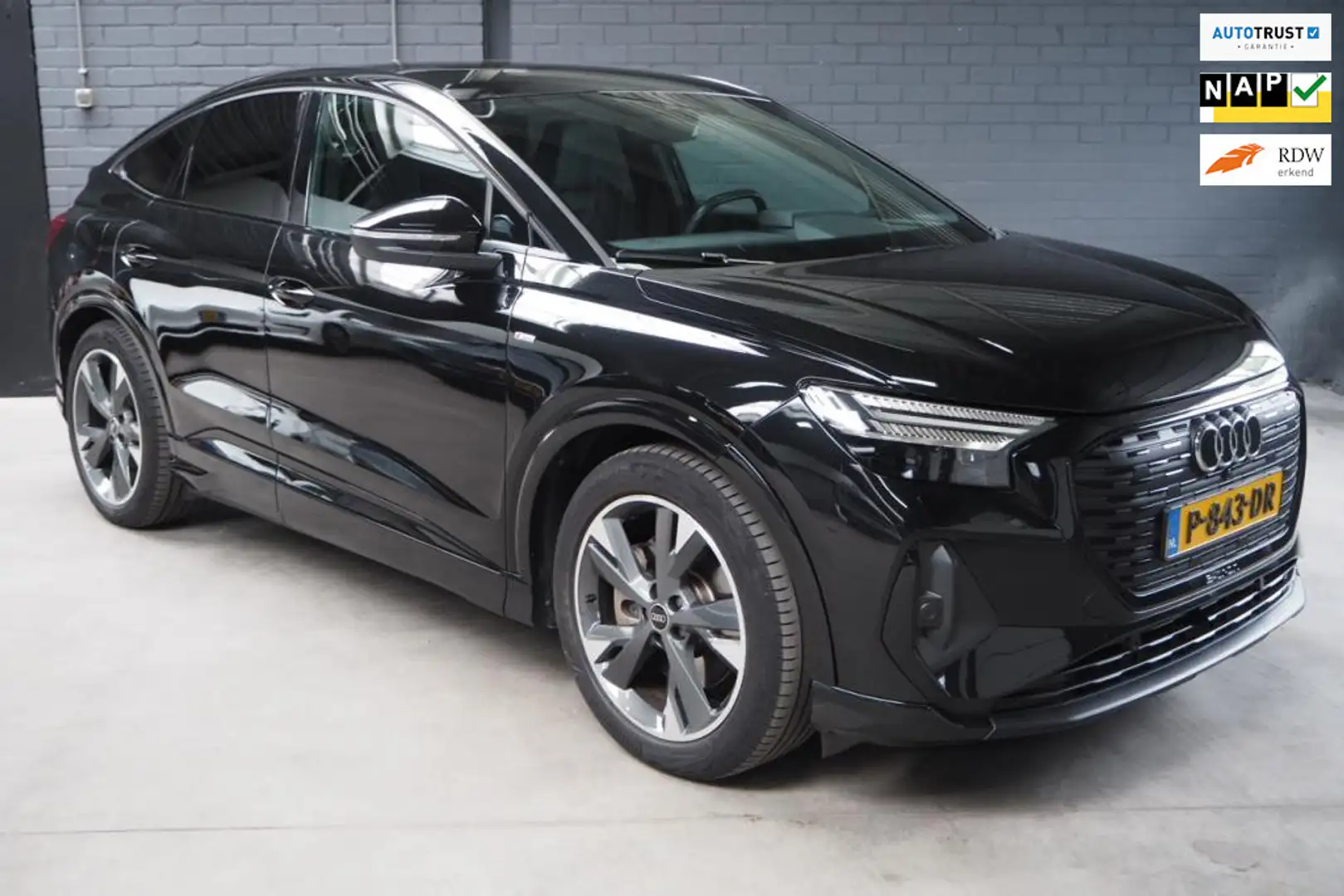 Audi Q4 e-tron Sportback 50 quattro S edition 77 kWh Noir - 1