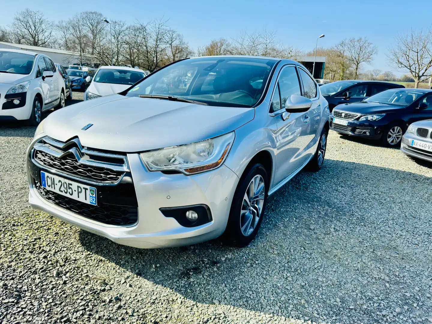 Citroen DS4 HDi 135 So Chic Gris - 1