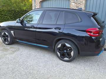 iX3 impressive battery 97% BMW Cardata