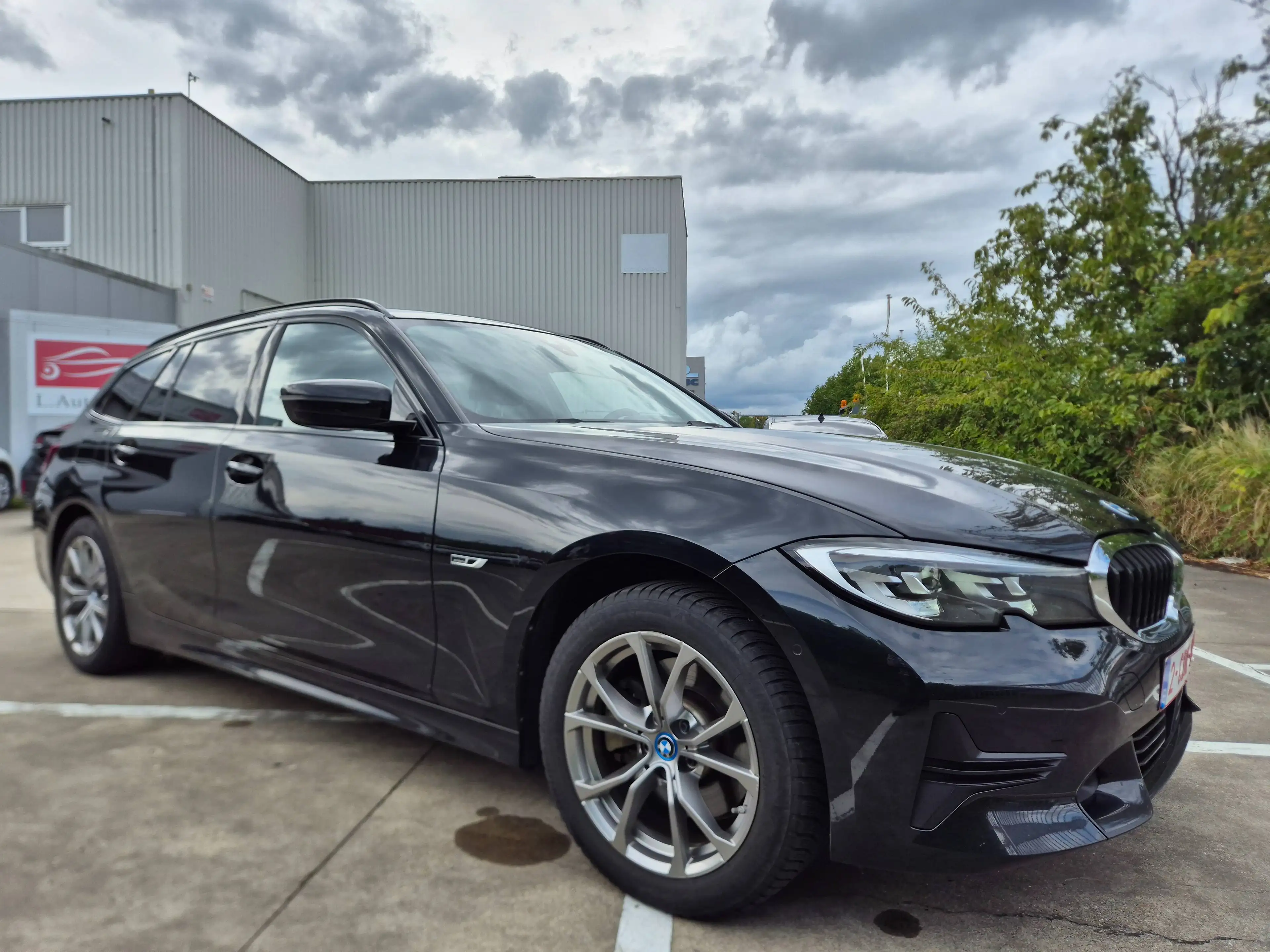 BMW 320 eA Touring // PHEV HYBRID // 2022 !!