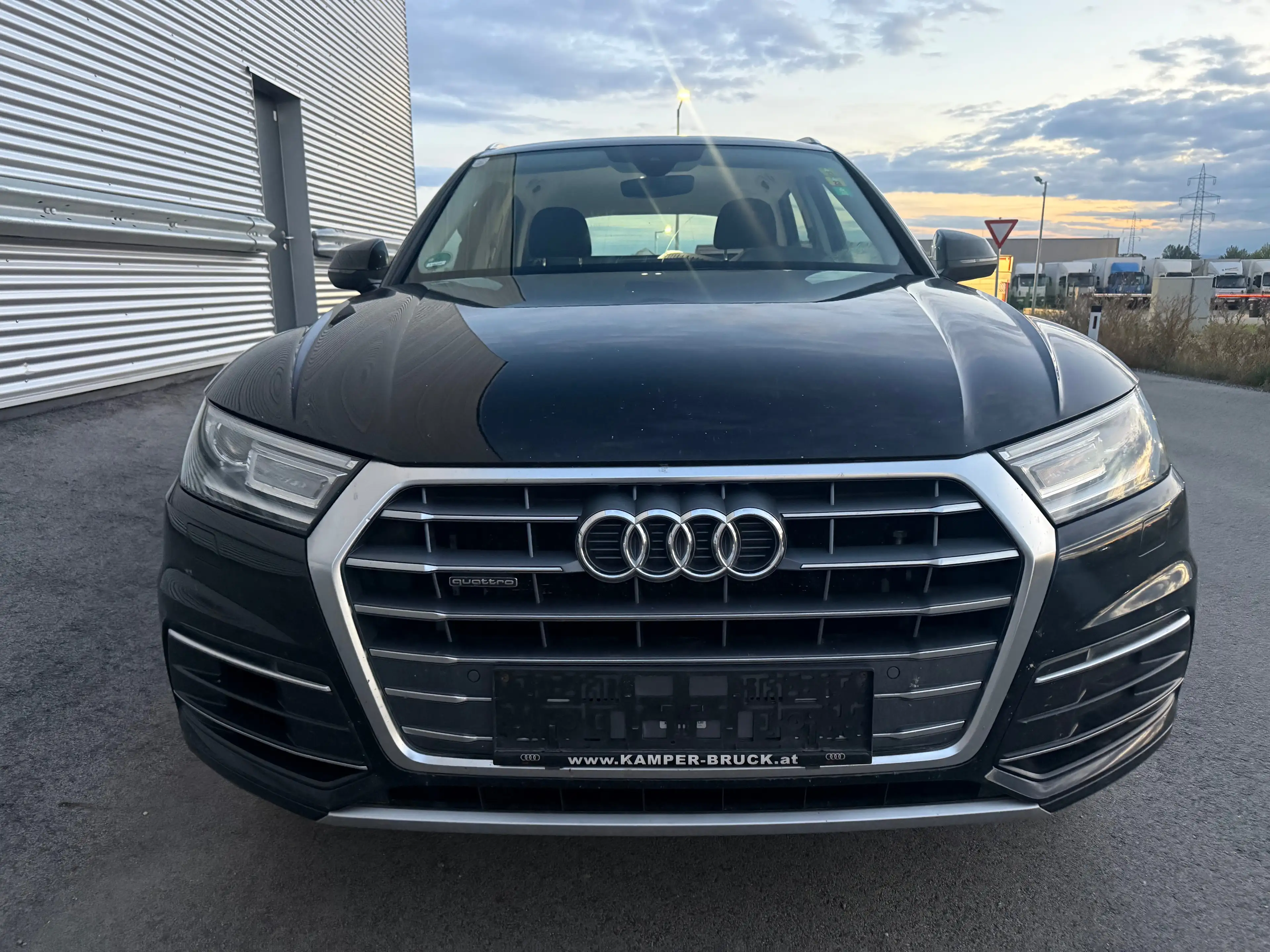 Audi Q5 2,0 TDI quattro sport S-tronic ID:17 — photo 3