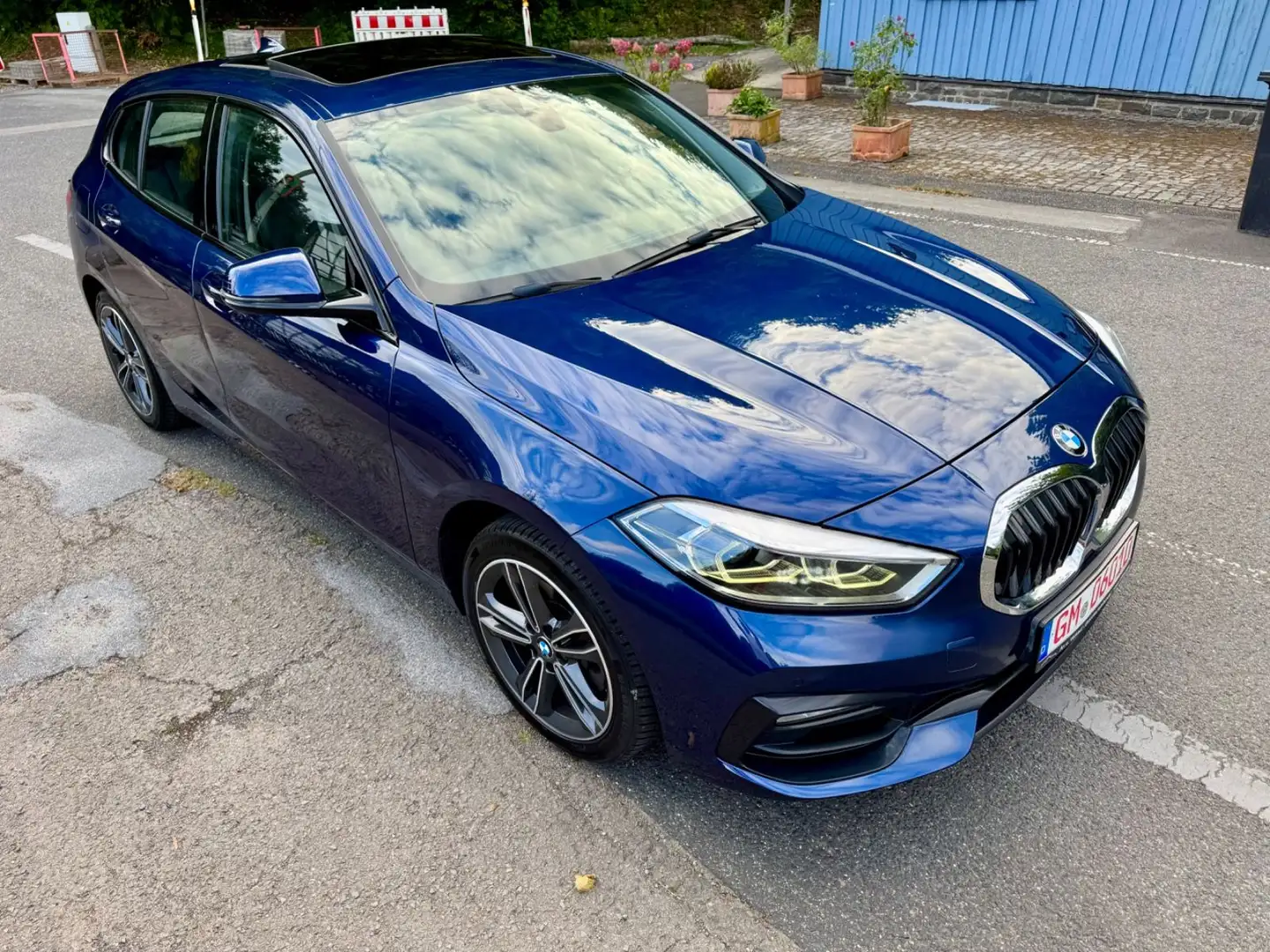 BMW 118 Sport Line Aut.PanoramaLederLedGarantie Blau - 2