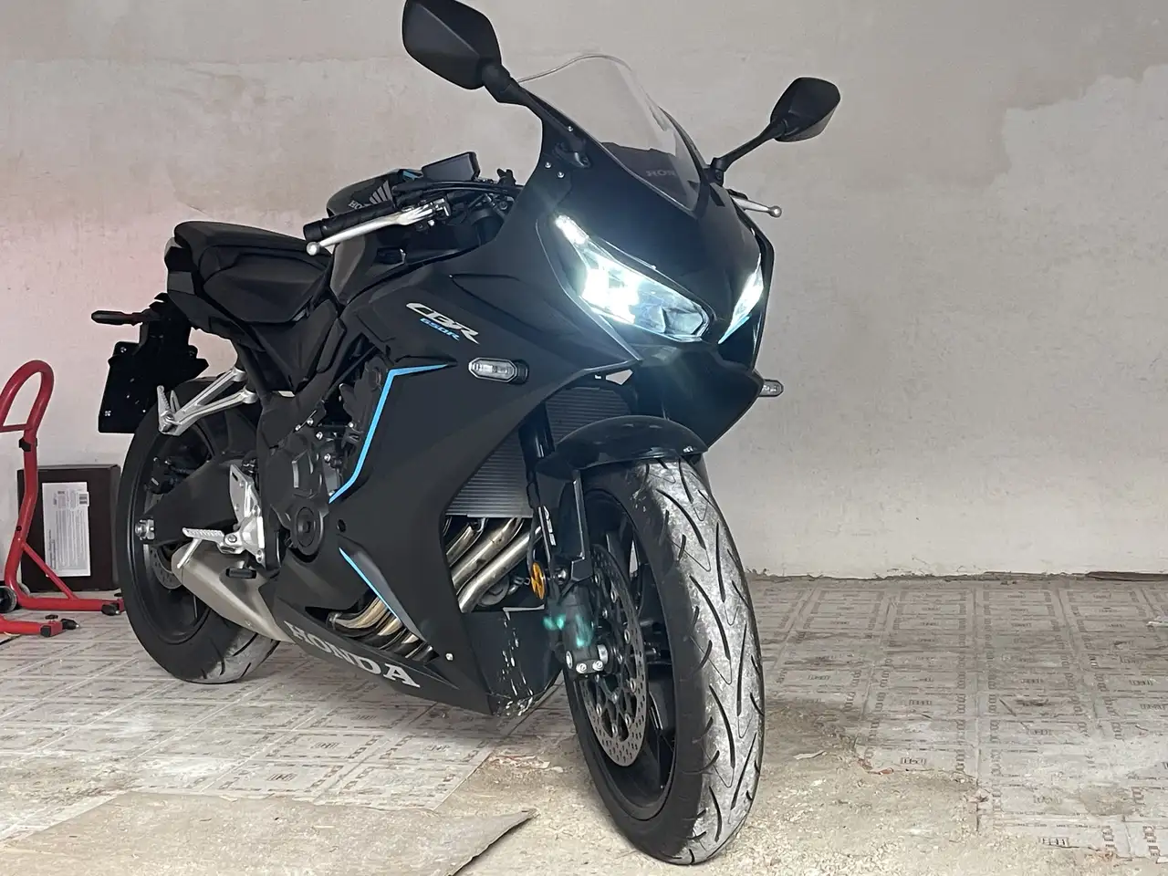 Honda CBR 650