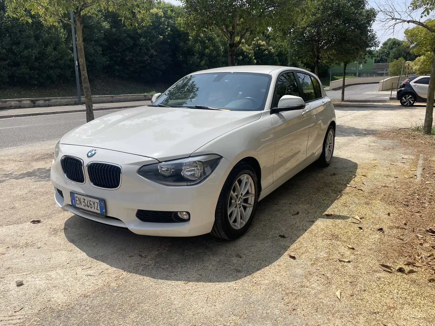 BMW 116 116d 5p eff.dynamics Urban - 1