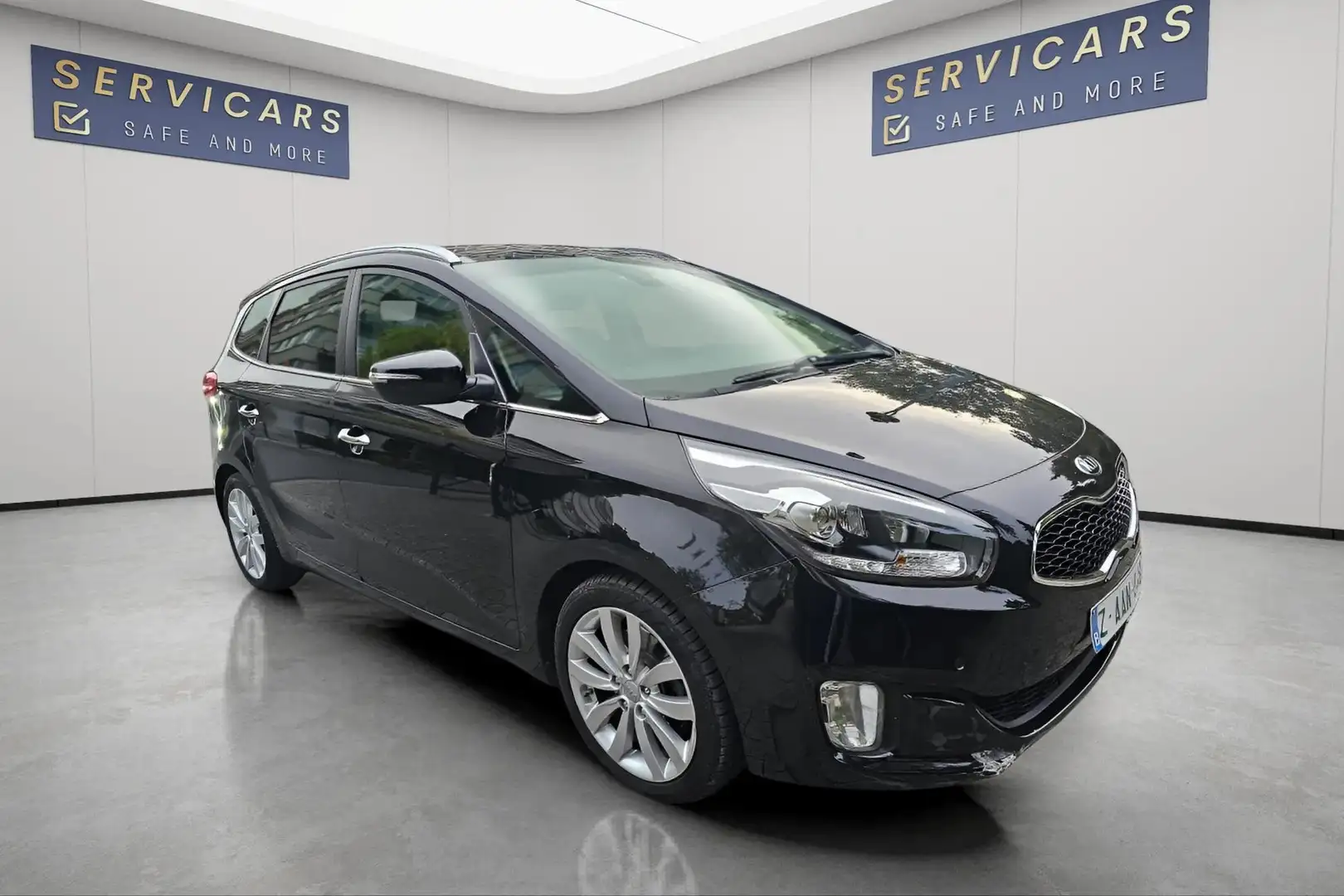 Kia Carens 1.7 CRDI World Edition DCT / BT / CAM / GAR12MOIS Noir - 2
