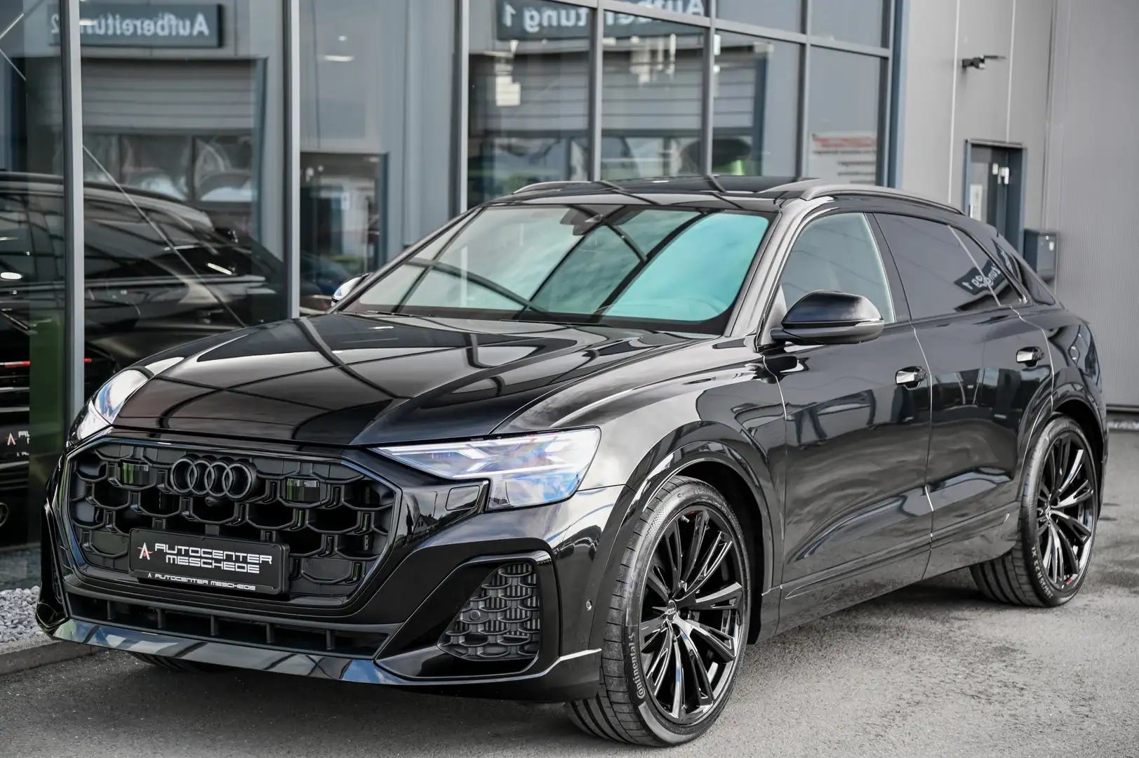 Audi SQ8 4.0 TFSI S-Sitze* Pano* AHK* Standhzg* 23 * Noir - 2