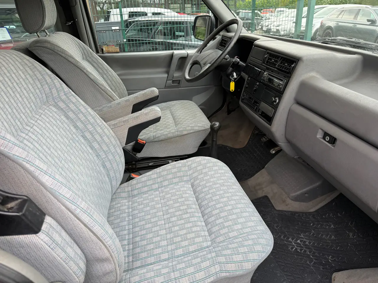 Volkswagen T4 Multivan 2.4 D Aufstelldach *H-Kennzeichen*HU 12/2026*, foto 10