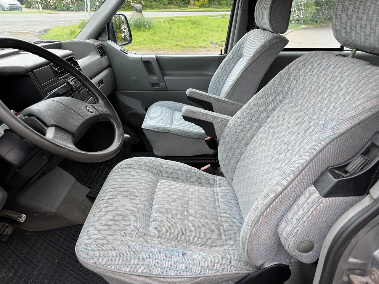 Volkswagen T4 Multivan 2.4 D Aufstelldach *H-Kennzeichen*HU 12/2026*, foto 9