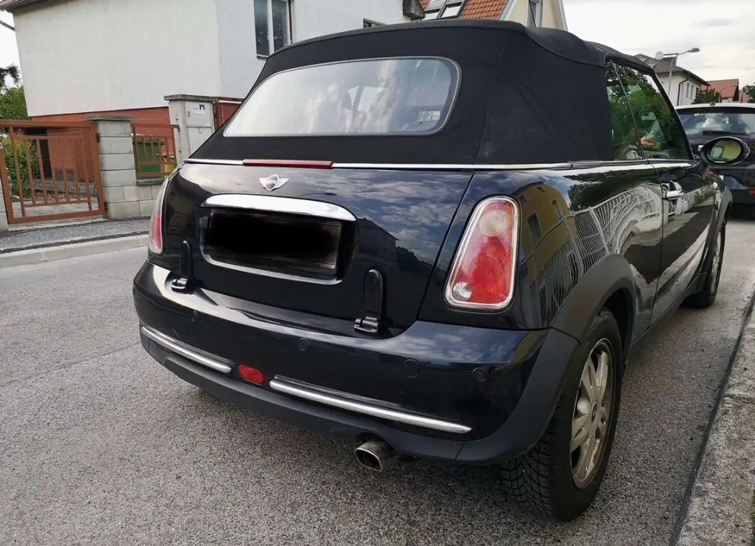 MINI One Cabrio - 2