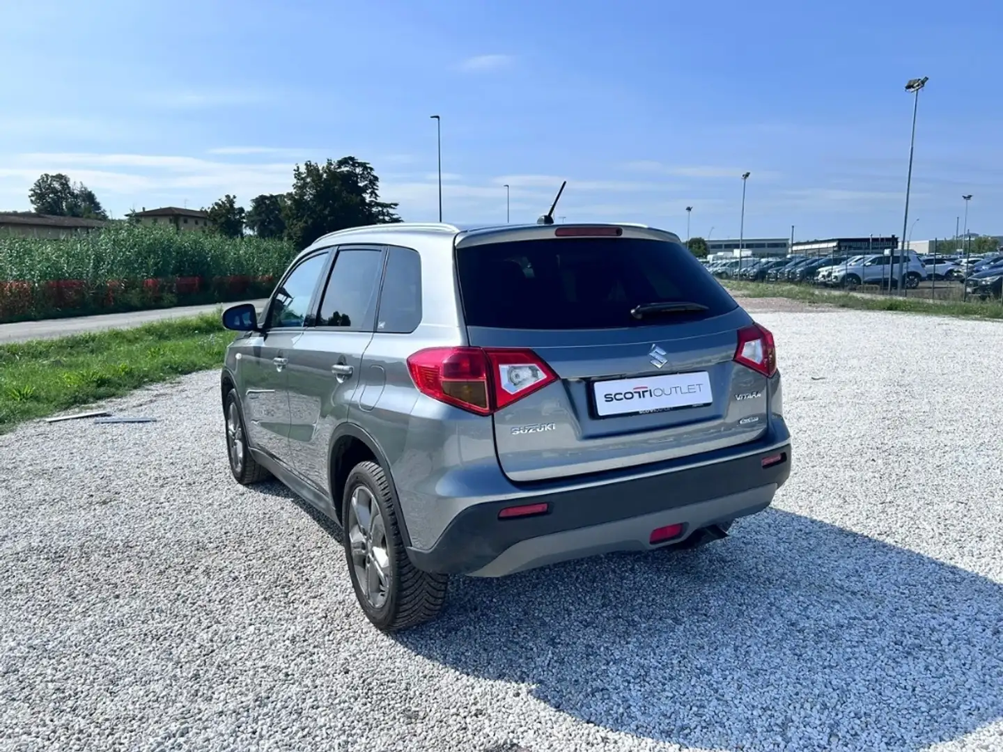 Suzuki Vitara 1.6 ddis V-Cool s&s 4wd allgrip Argento - 2