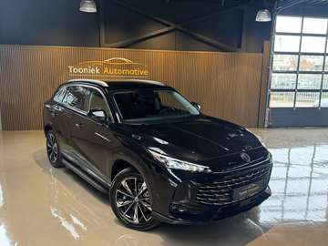 MG PHEV 1.5 Luxury Navigatie Volleder interieur 19