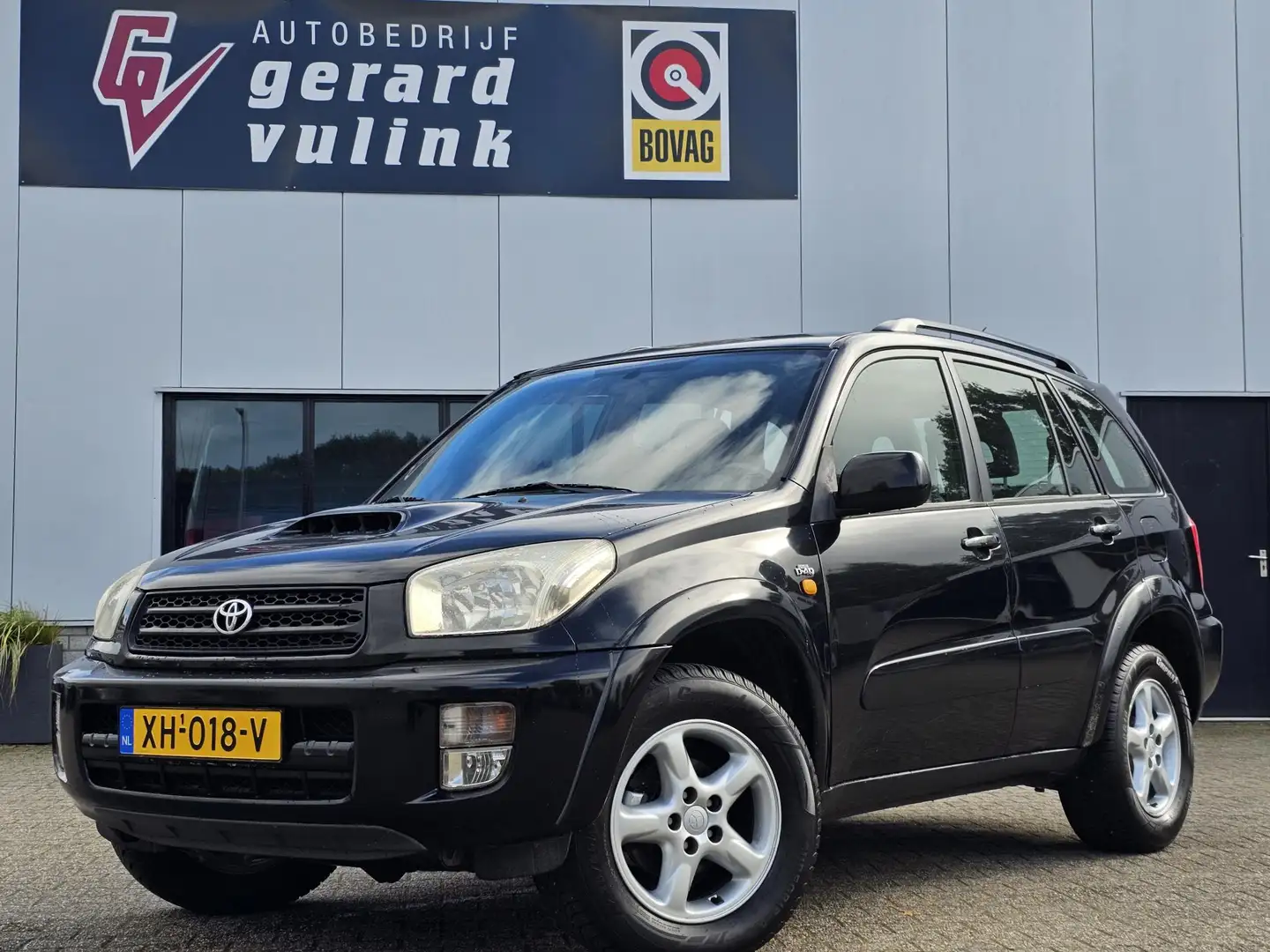 Toyota RAV 4 2.0 D4-D Luna TREKHAAK AIRCO CRUISE LMV 5 PERS. Zwart - 1