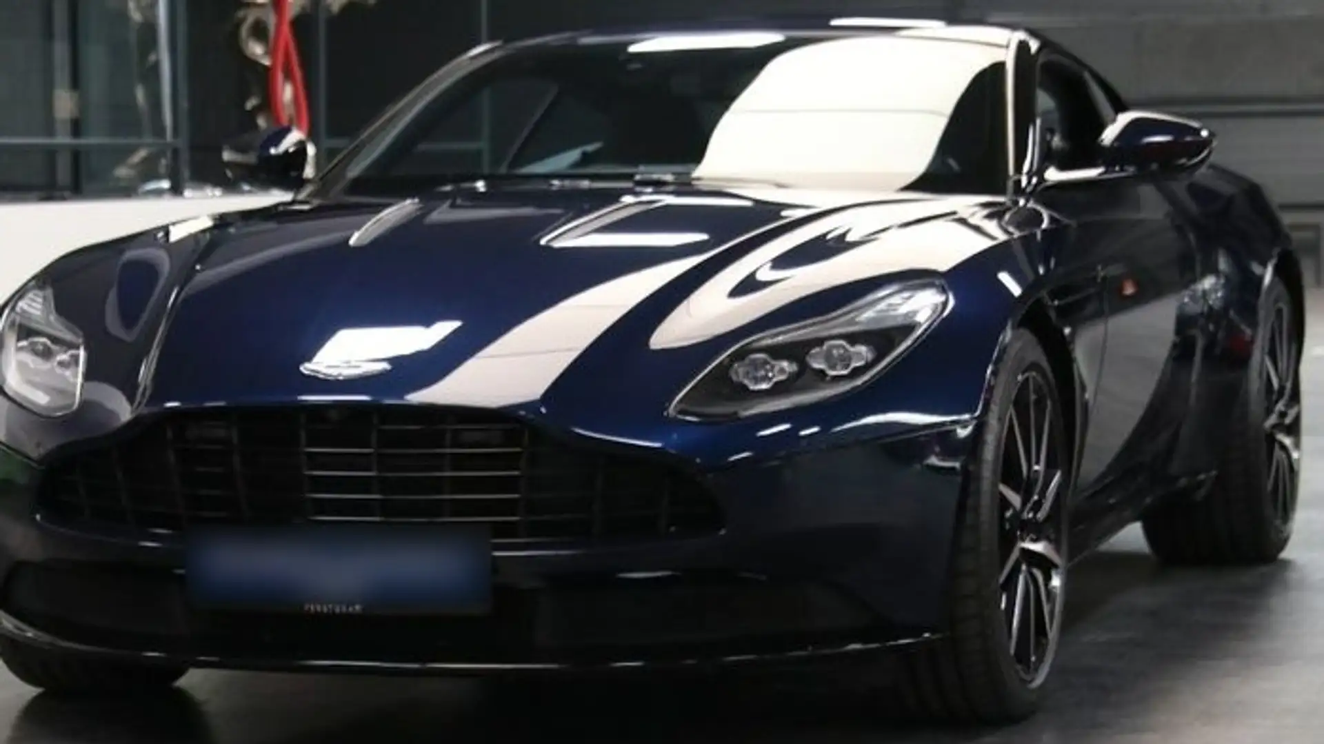 Aston Martin DB11 5.2 608 Azul - 1