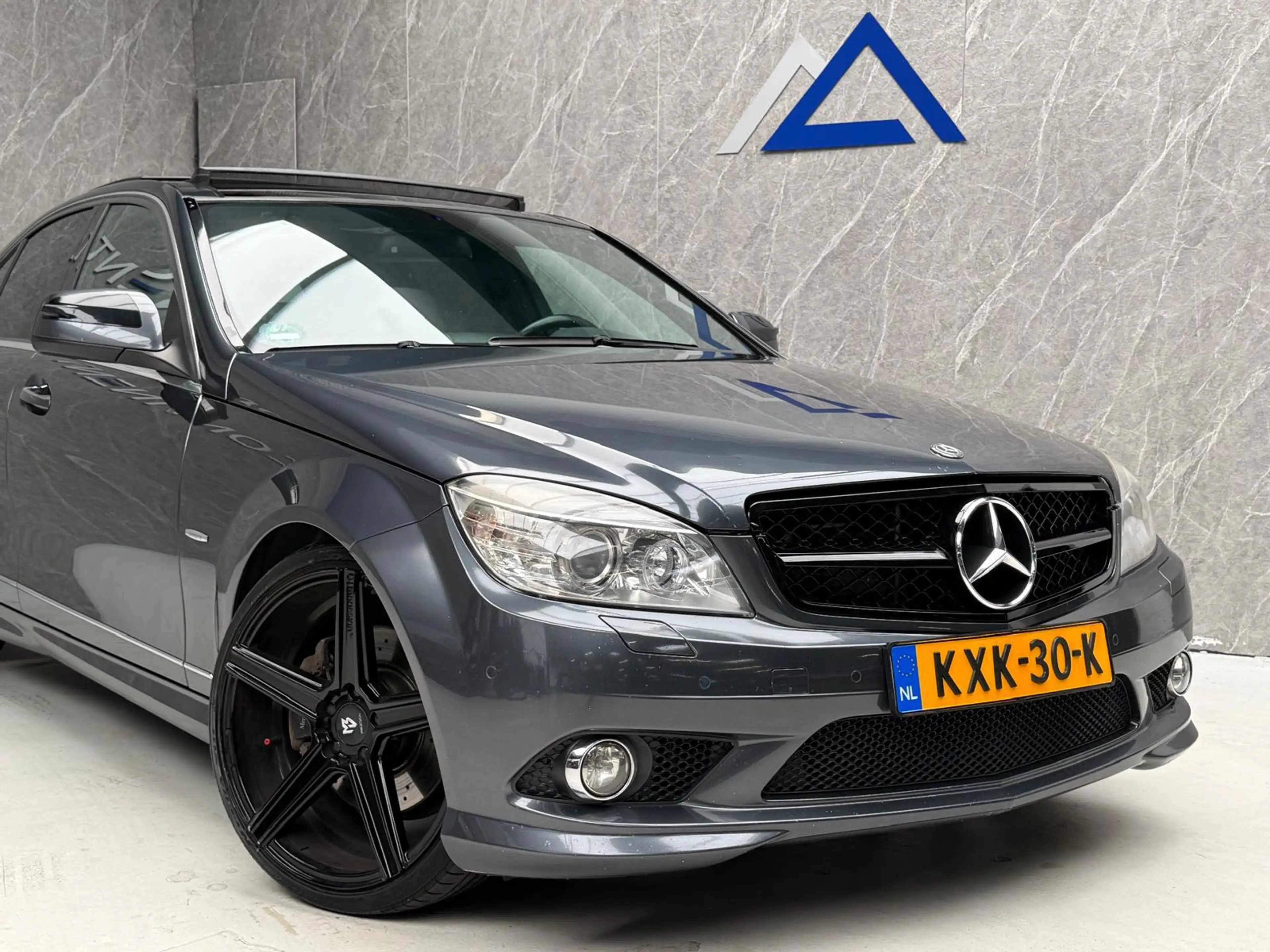 Mercedes-Benz C 350 272 PK / Panorama / APK — photo 8