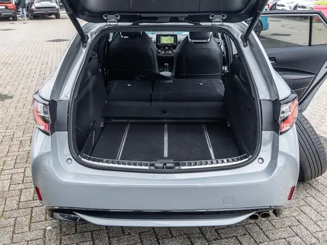 Toyota Corolla view 9