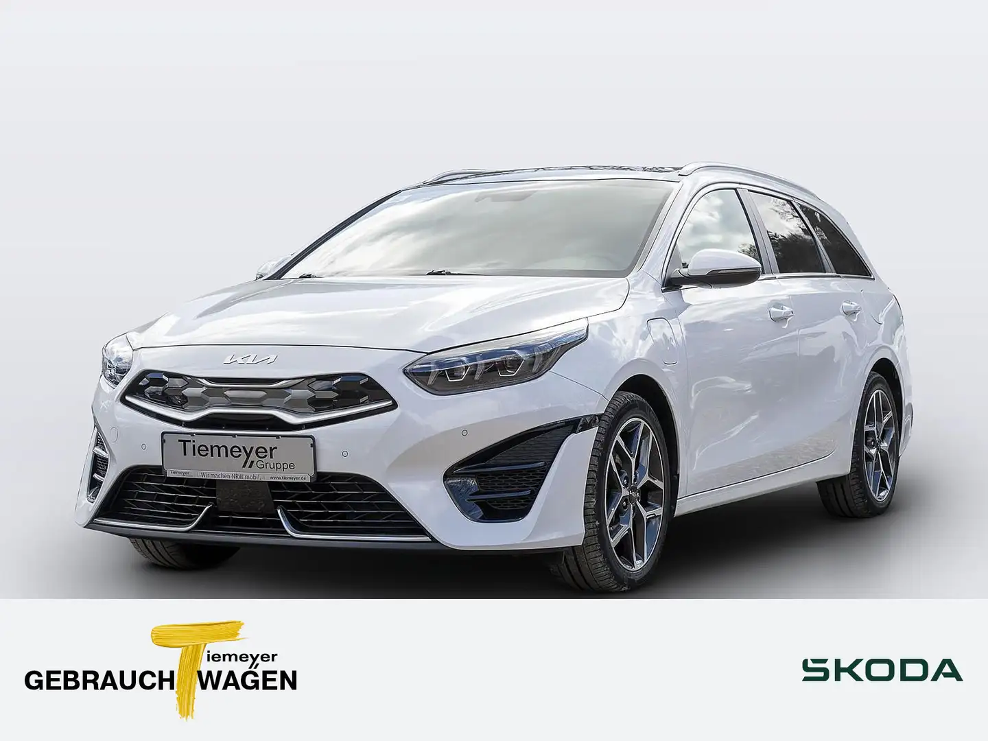 Kia Ceed SW / cee'd SW Ceed Sportswagon 1.6 Hybrid PLATINUM EDITION GHD Белый - 1