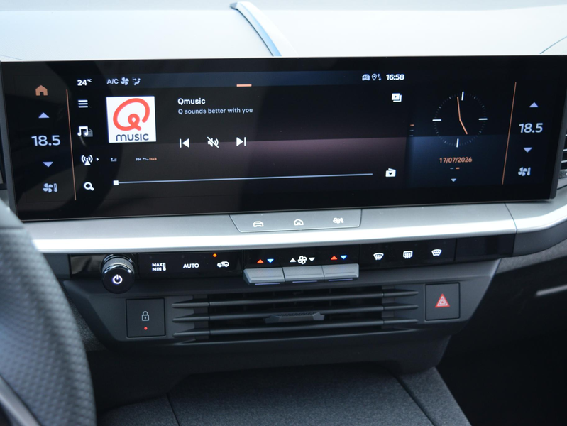 Opel Grandland 1.2 Turbo Hybrid Business Edition | PANORAMADAK | — photo 11