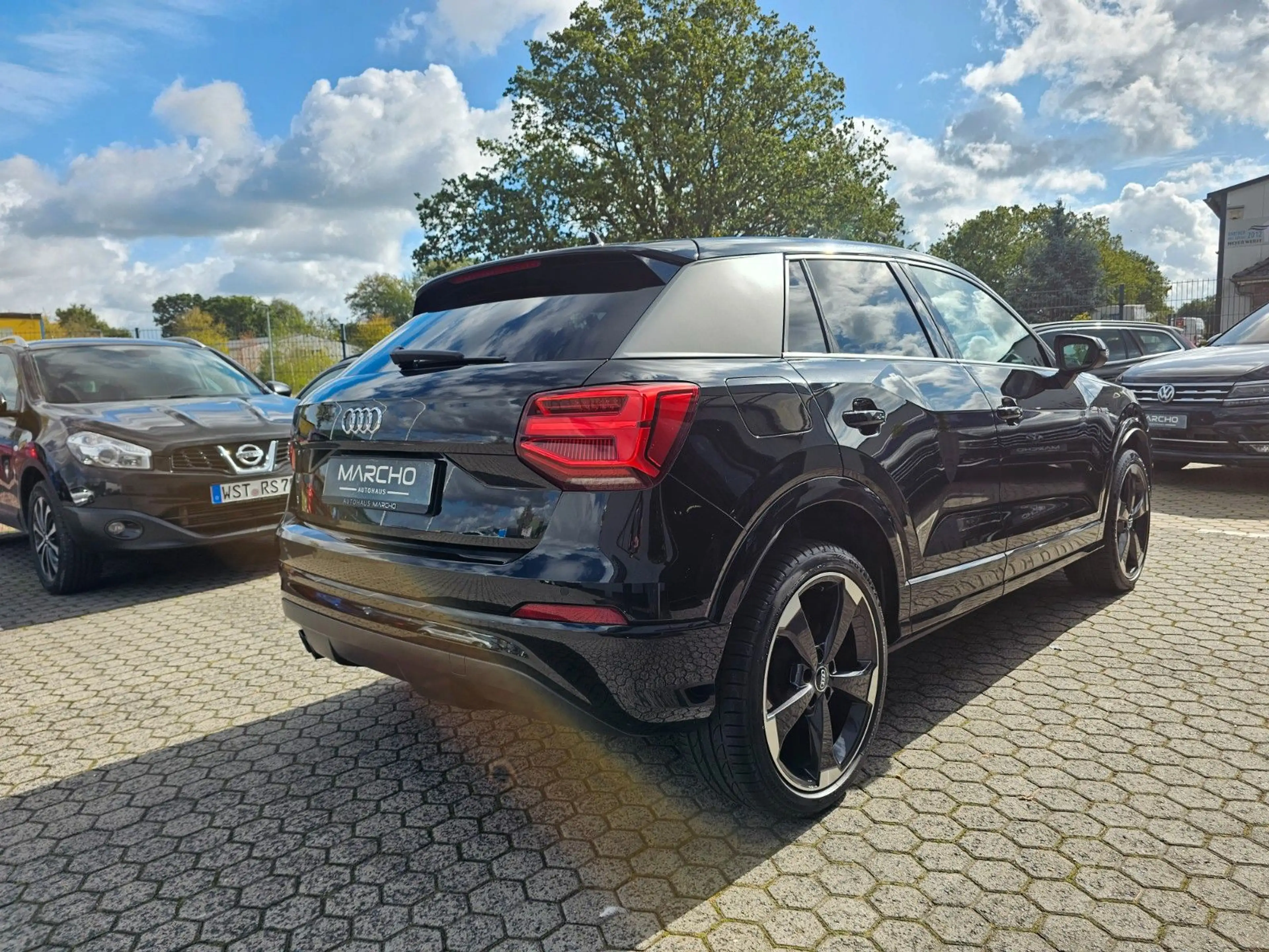 Audi Q2 S line Sport-Paket*Leder*MMI*LED*Soundsystem* — photo 7