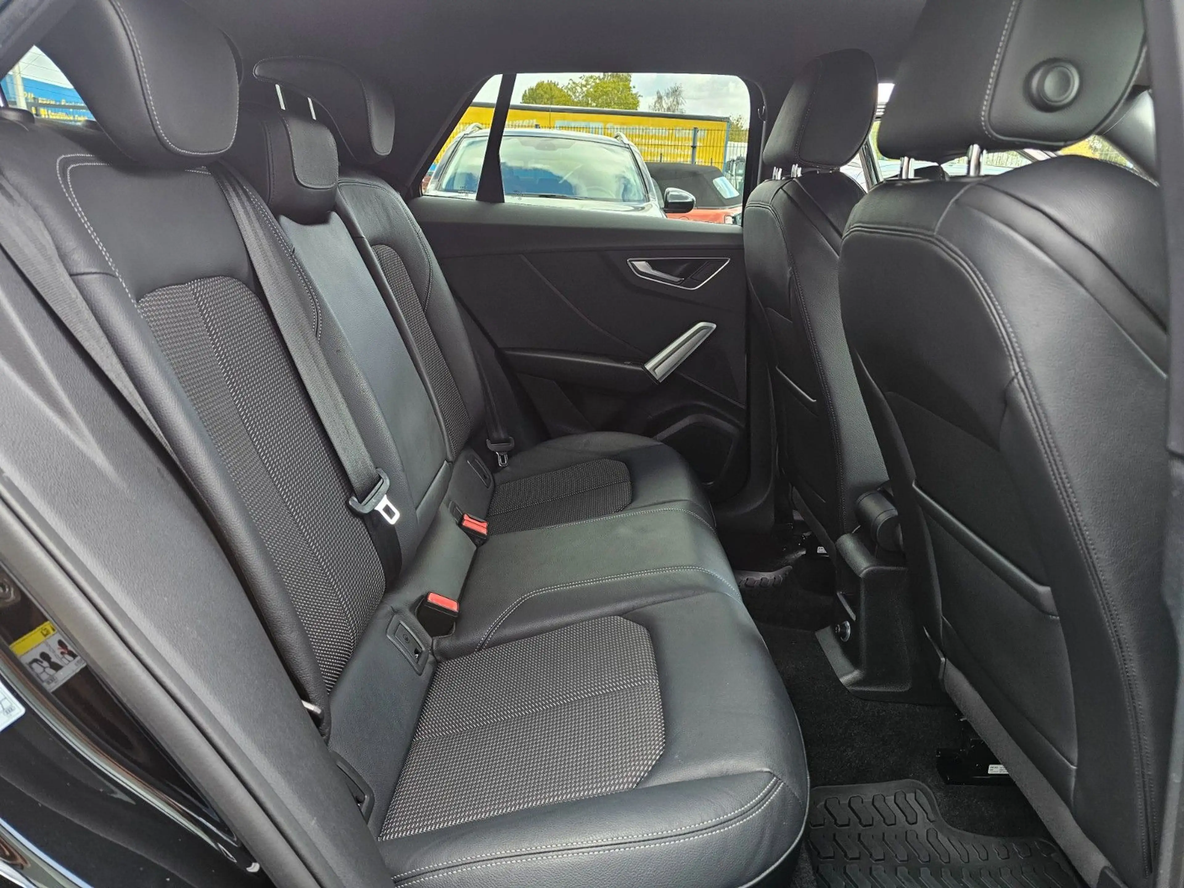 Audi Q2 S line Sport-Paket*Leder*MMI*LED*Soundsystem* — photo 15