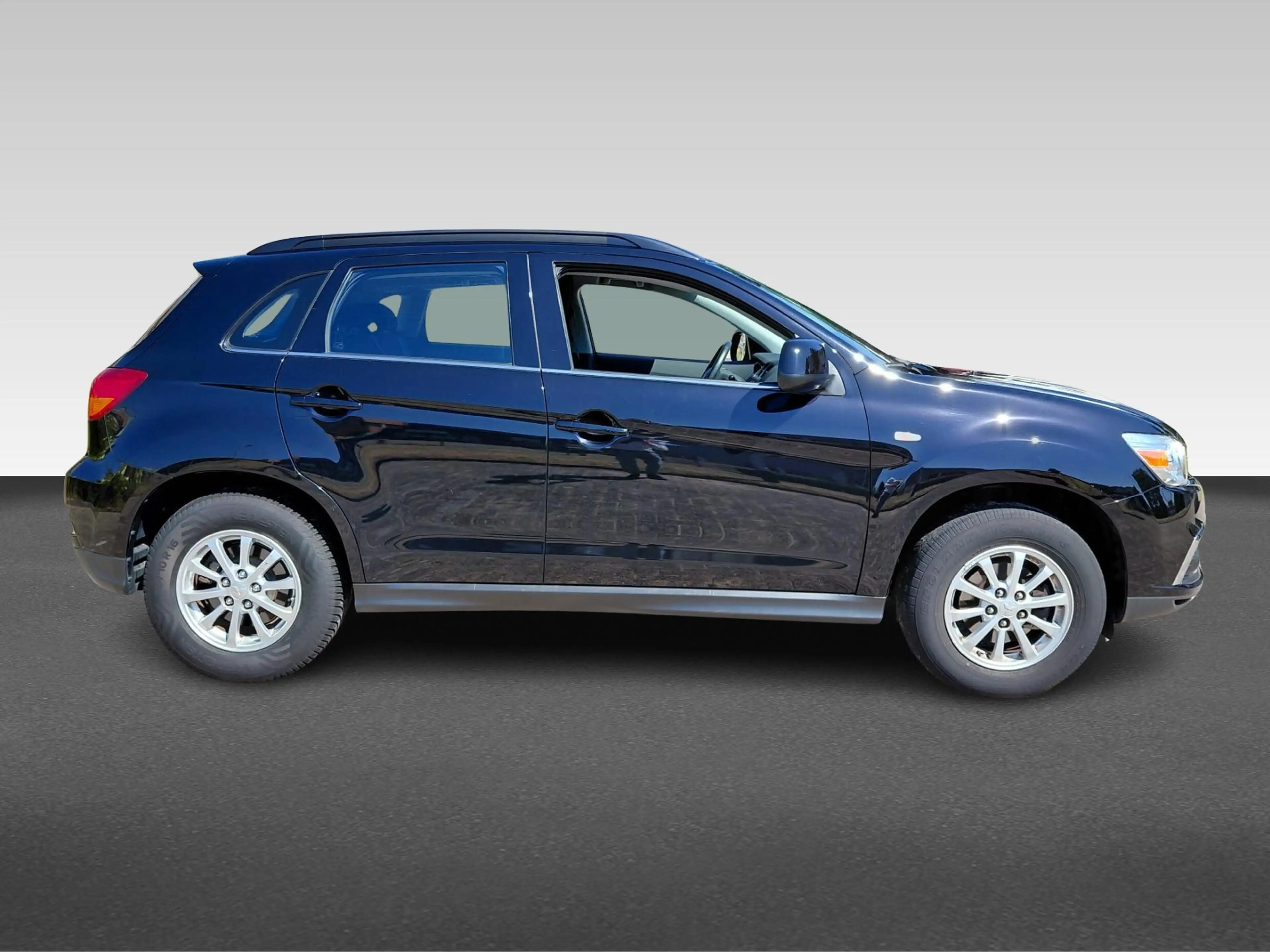 Mitsubishi ASX — photo 9