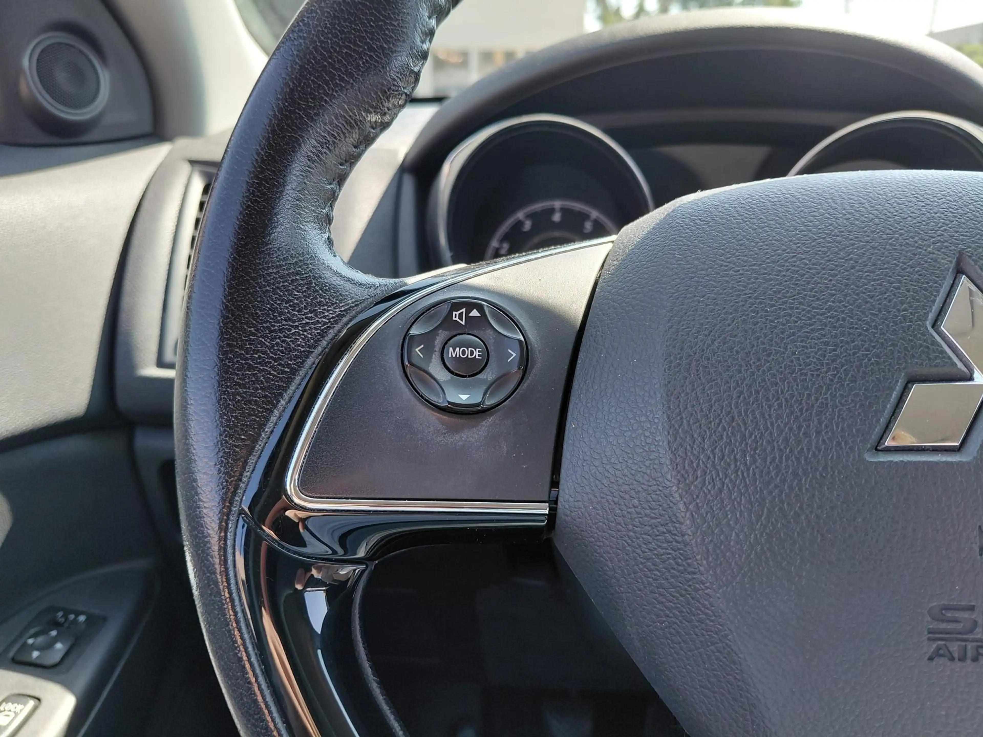 Mitsubishi ASX — photo 15