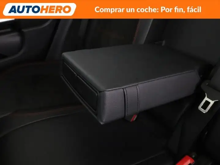 Mercedes-Benz GLA 2020, foto 40