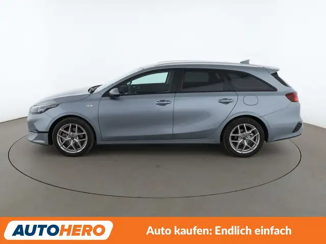 Kia Ceed view 3