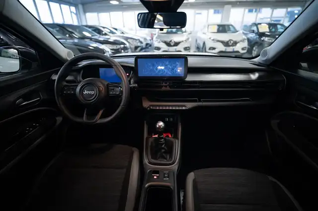 Jeep Avenger view 6