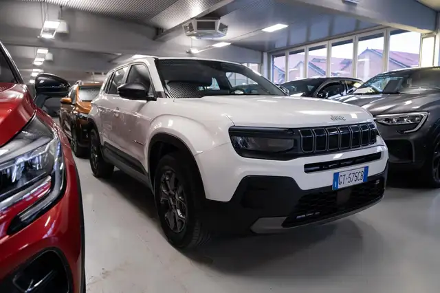 Jeep Avenger view 10