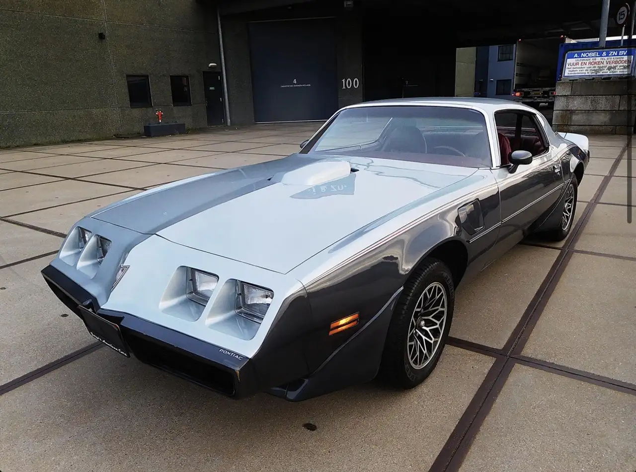 Pontiac Firebird Trans am pakket, foto 1
