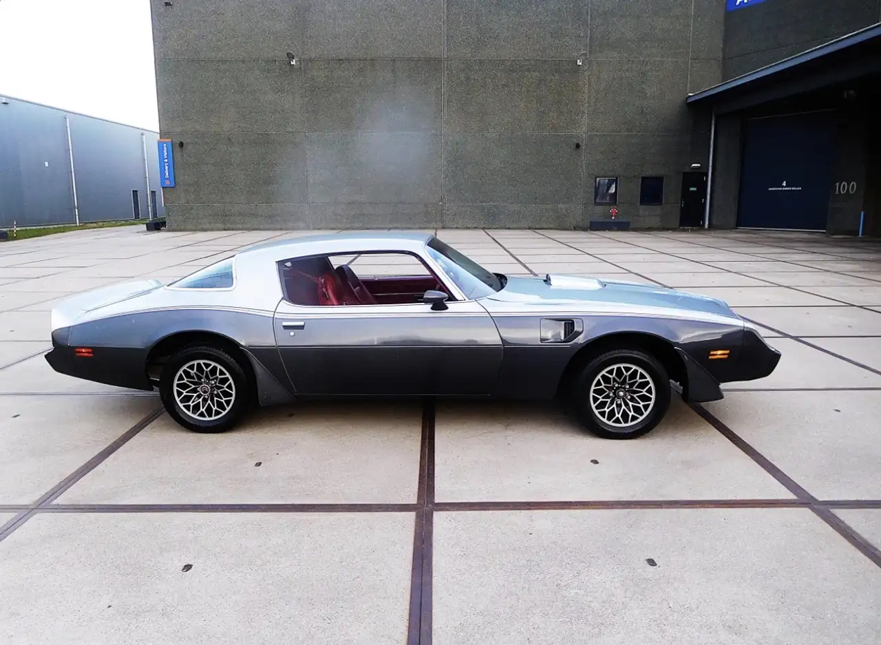 Pontiac Firebird Trans am pakket, foto 7