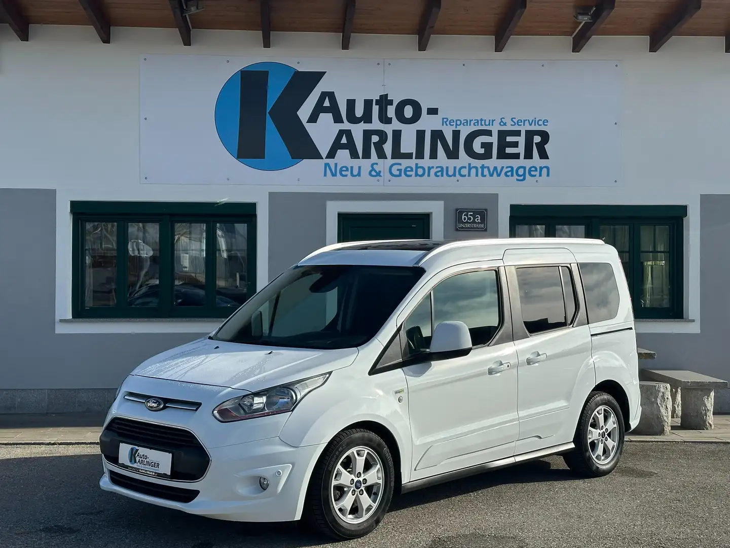 Ford Tourneo Connect L1 Titanium Weiß - 2