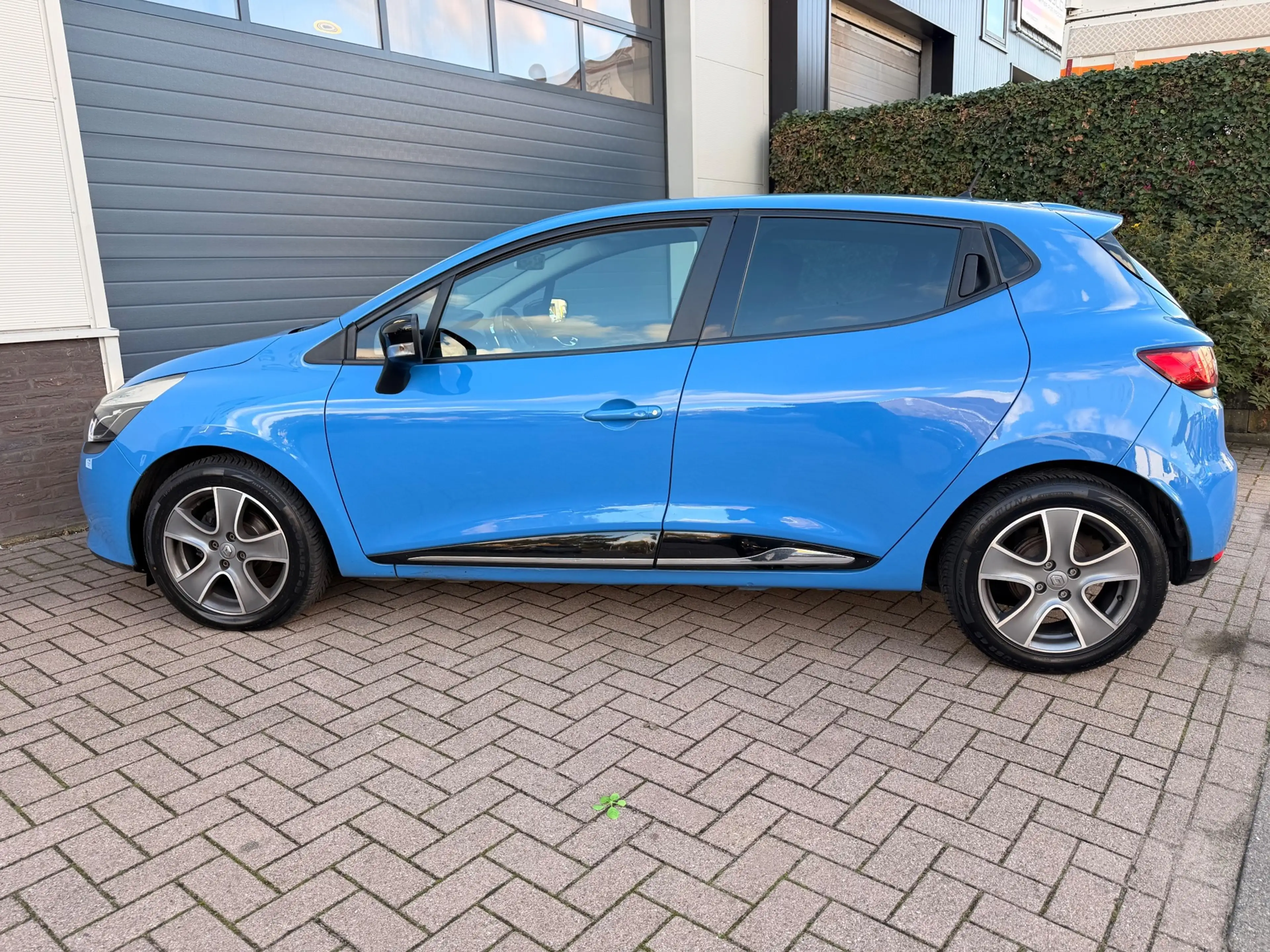 Renault Clio 0.9 TCe /Navi/Cruise-c/Airco/Aux/Mooie auto/Led/Tr — photo 7
